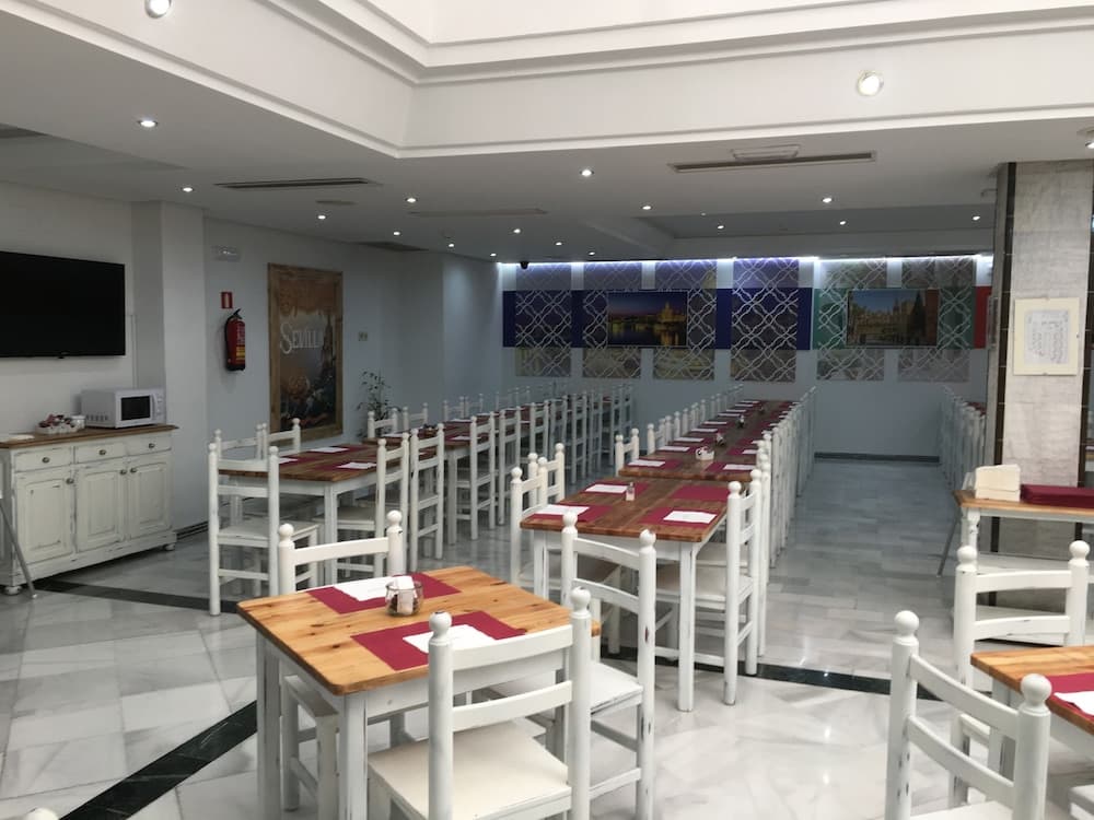 San Pablo Sevilla — 12