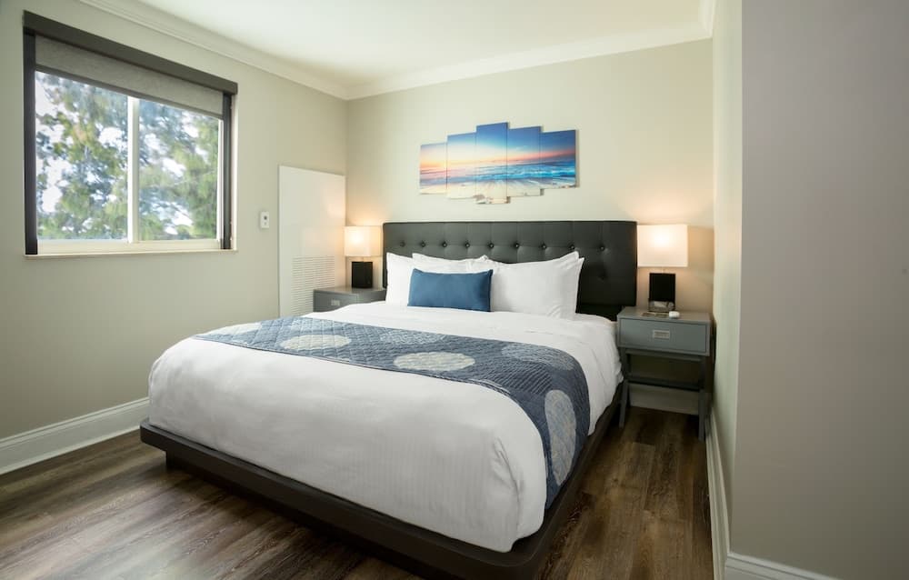 Nuvo Suites Hotel — 9