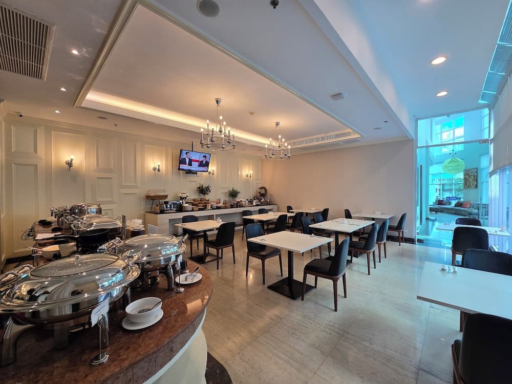 El Hotel y Residencia Bless — 9