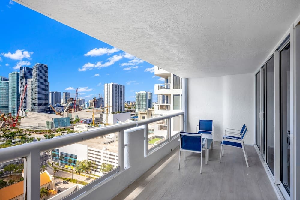 StayCozy Apartments at The Grand — 4