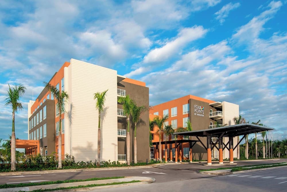 Four Points by Sheraton Puntacana Village — 4