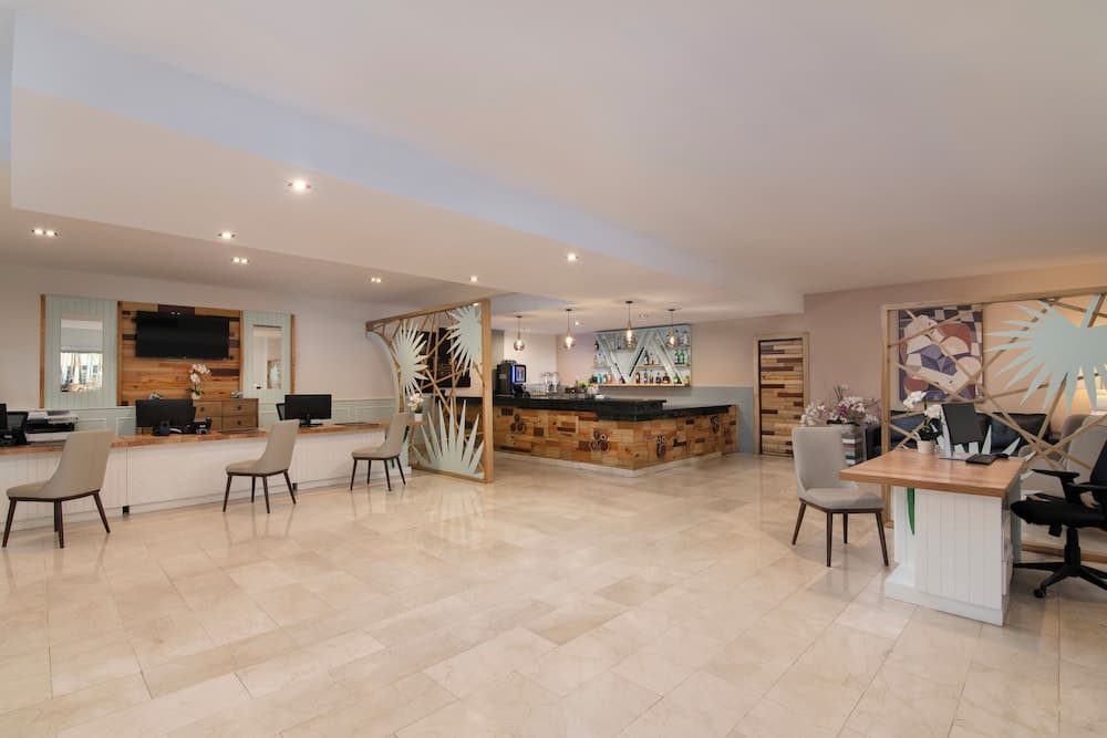 Impressive Premium Punta Cana — 2
