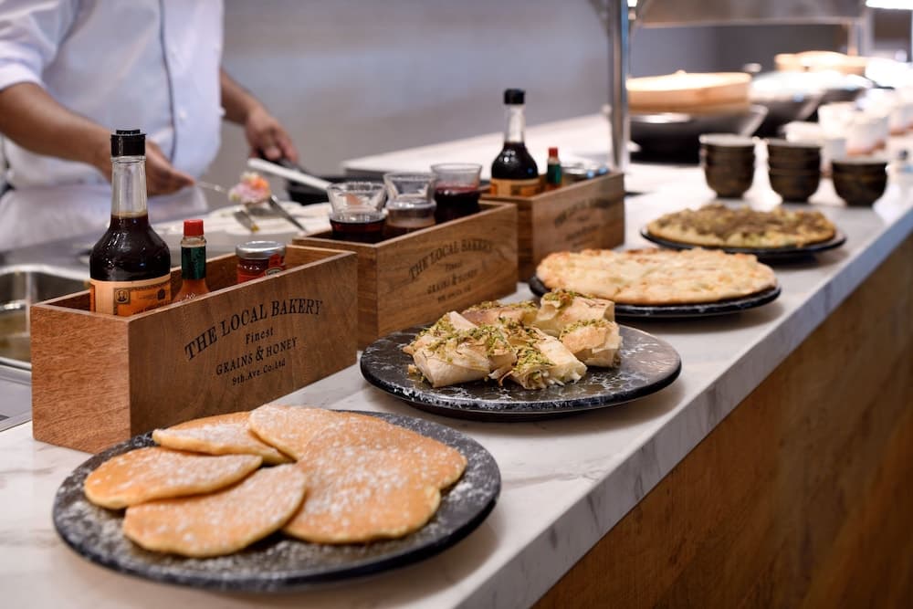Holiday Inn &amp; Suites Dubai Festival City, un hotel IHG — 16