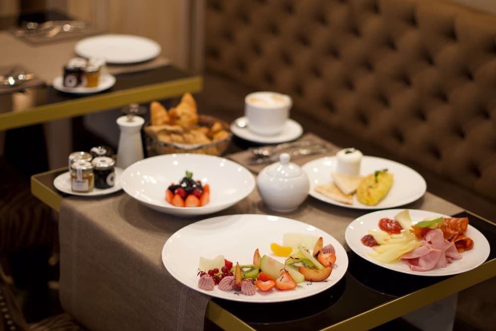 Hotel Splendide Royal Paris - Relais & Châteaux — 6