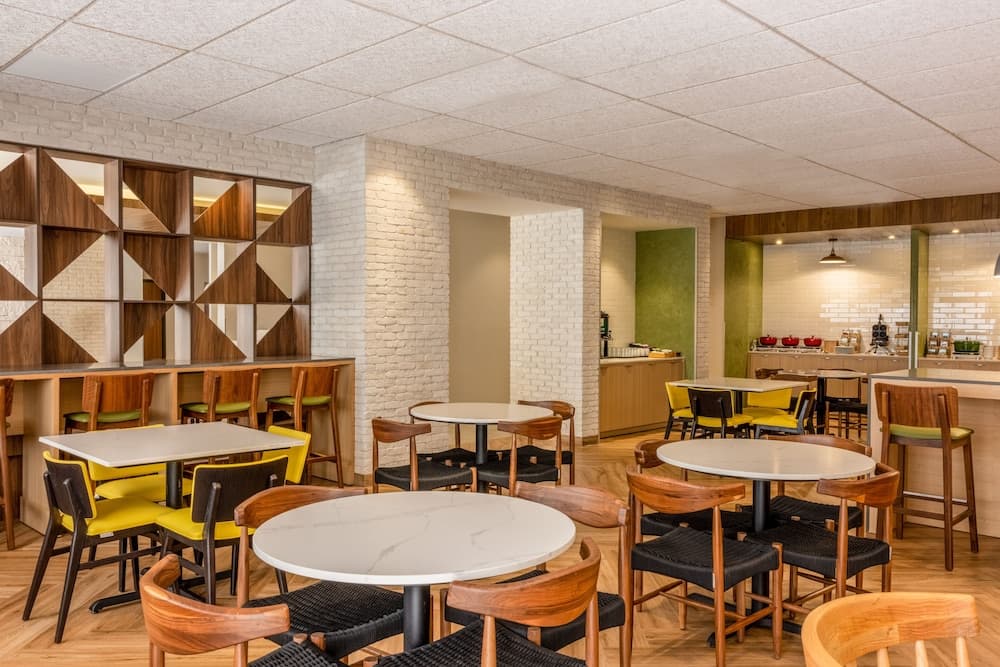 Fairfield Inn & Suites by Marriott Cancun Centro — 10