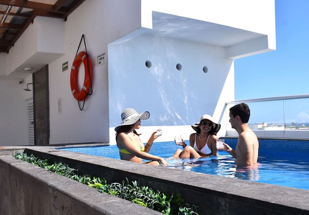 Illusion Xpress (Attraction Hotel Deluxe) — 15