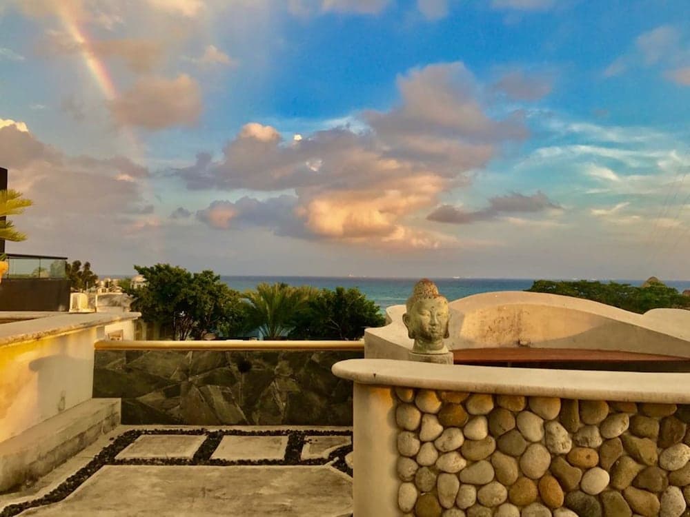 Hotel Cielo — 1