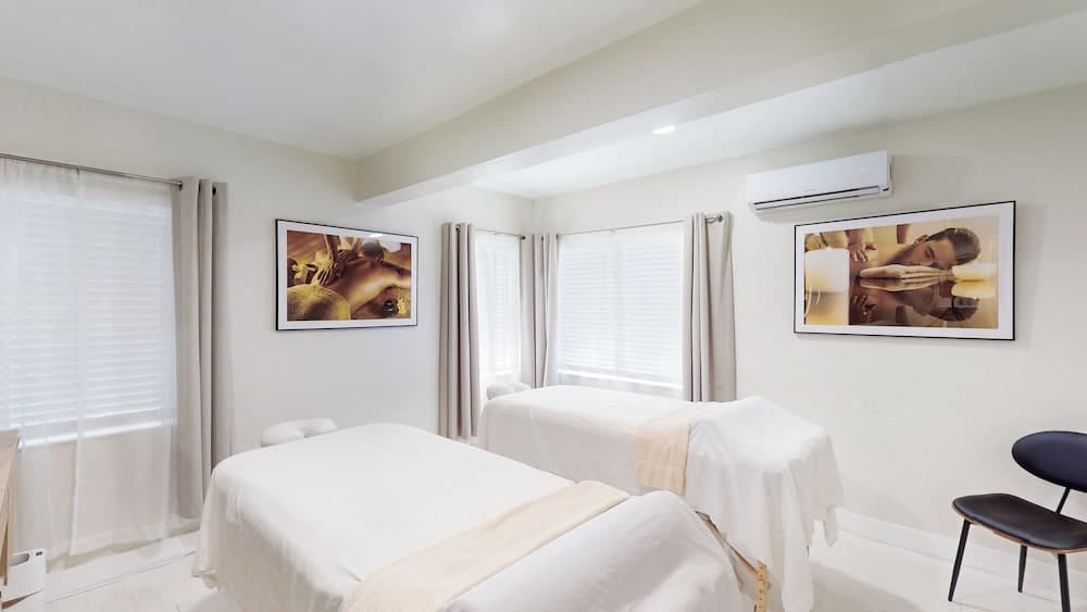 El Grand Resort y Spa — 14