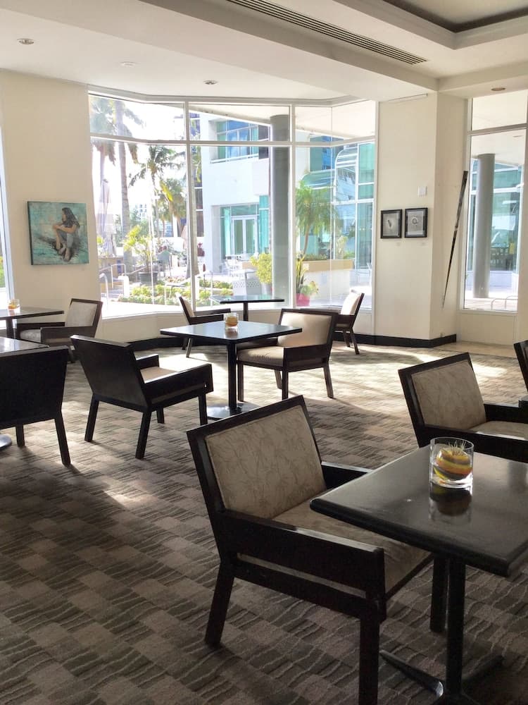 GALLERYone- A DoubleTree Suites by Hilton Hotel — 8