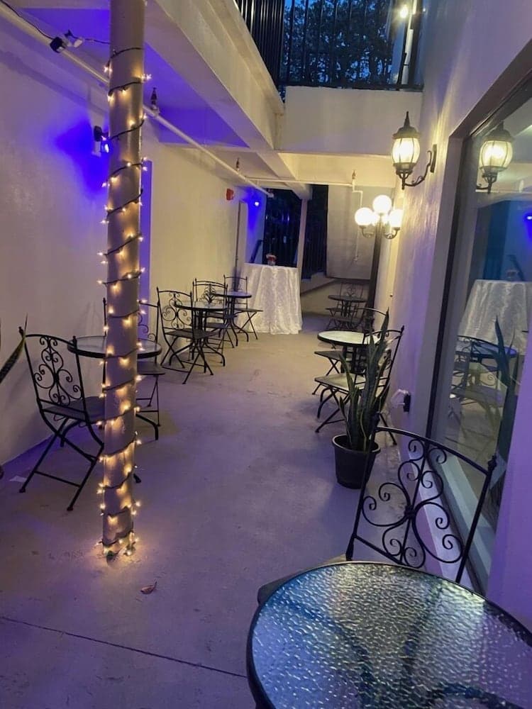 Hotel Dunns Josephine — 1