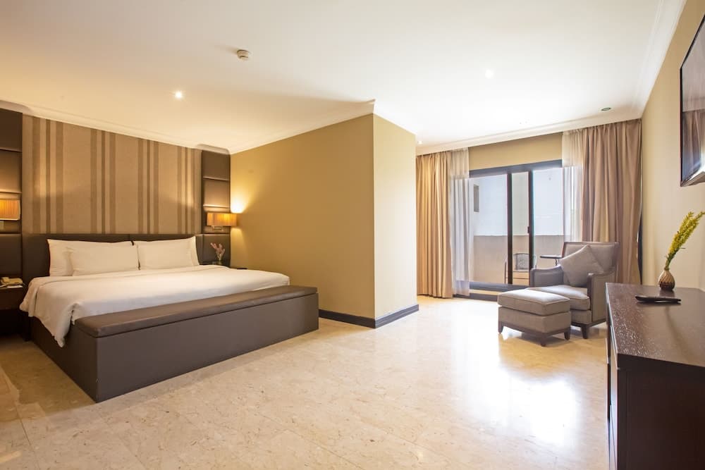 Dubai Marine Beach Resort & Spa — 26