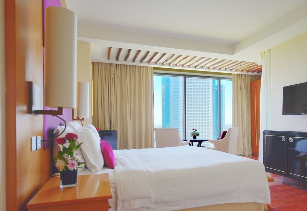 The H Dubai — 14