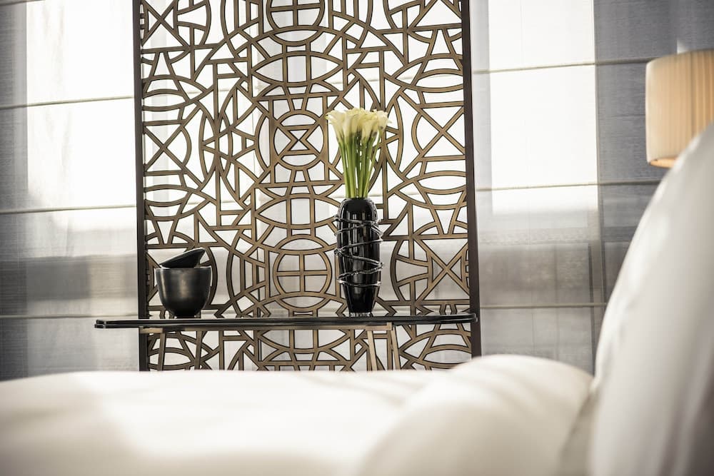 Four Seasons Hotel Dubai International Financial Centre — 13