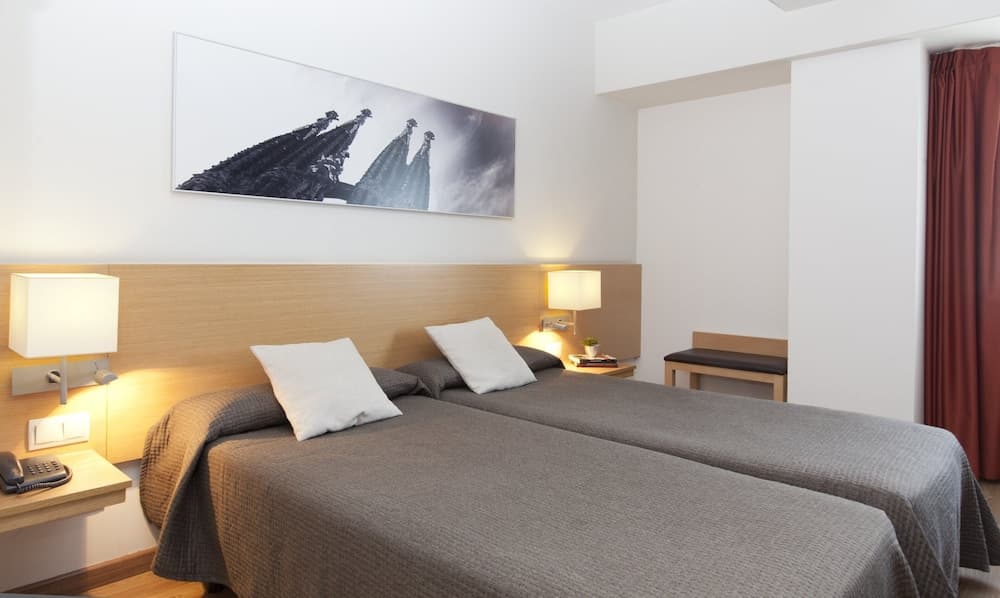 Hotel Sagrada Familia — 28