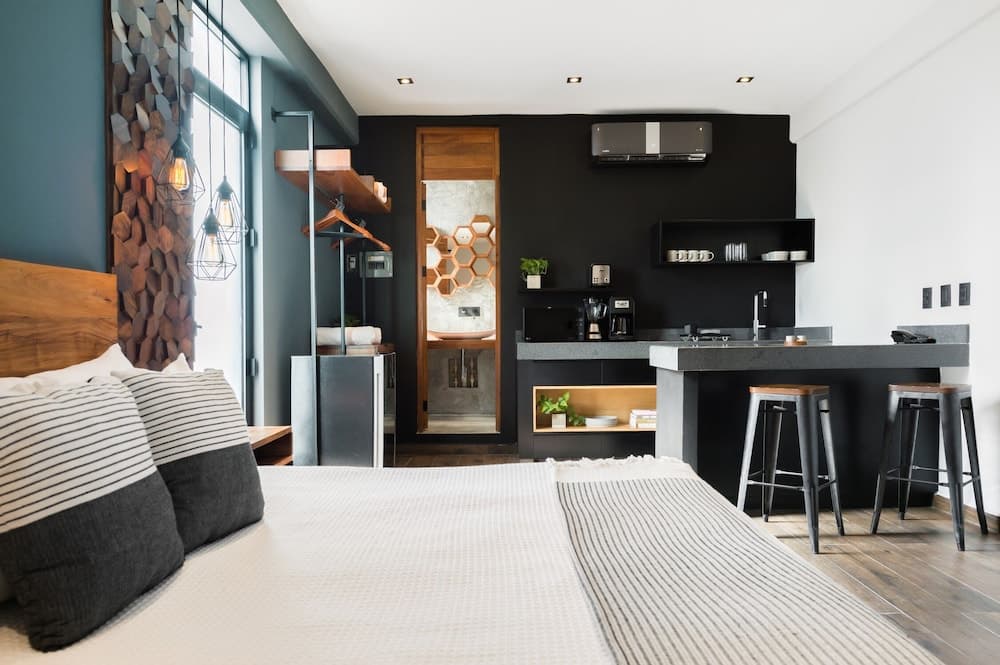 Leaf Boutique Condos — 13