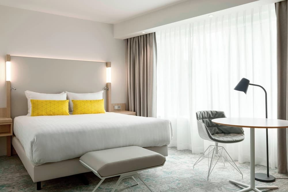 Courtyard by  Marriott Paris Gare de Lyon — 15