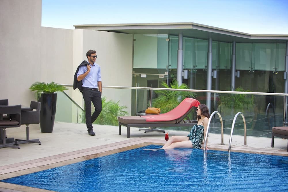 Centro Barsha — 27