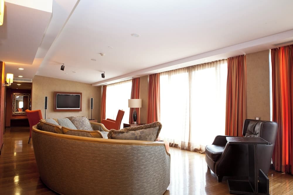 Holiday Inn Estambul Sisli by IHG — 21