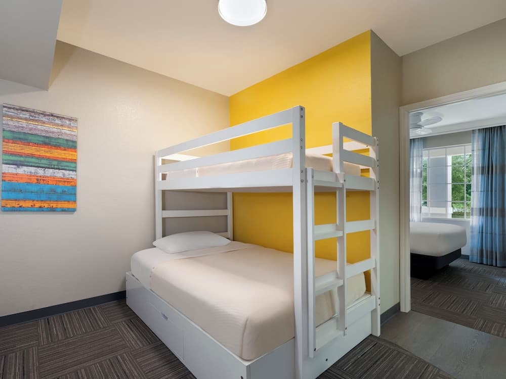 Holiday Inn Resort Orlando Suites - Waterpark by IHG — 4