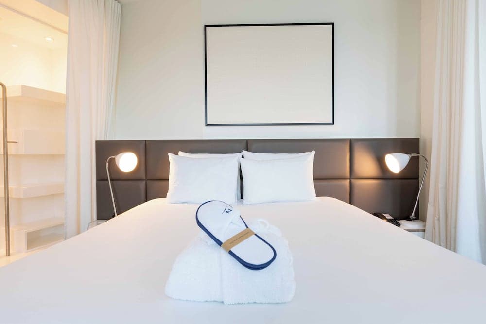 Novotel Suites Paris Expo Porte de Versailles — 11