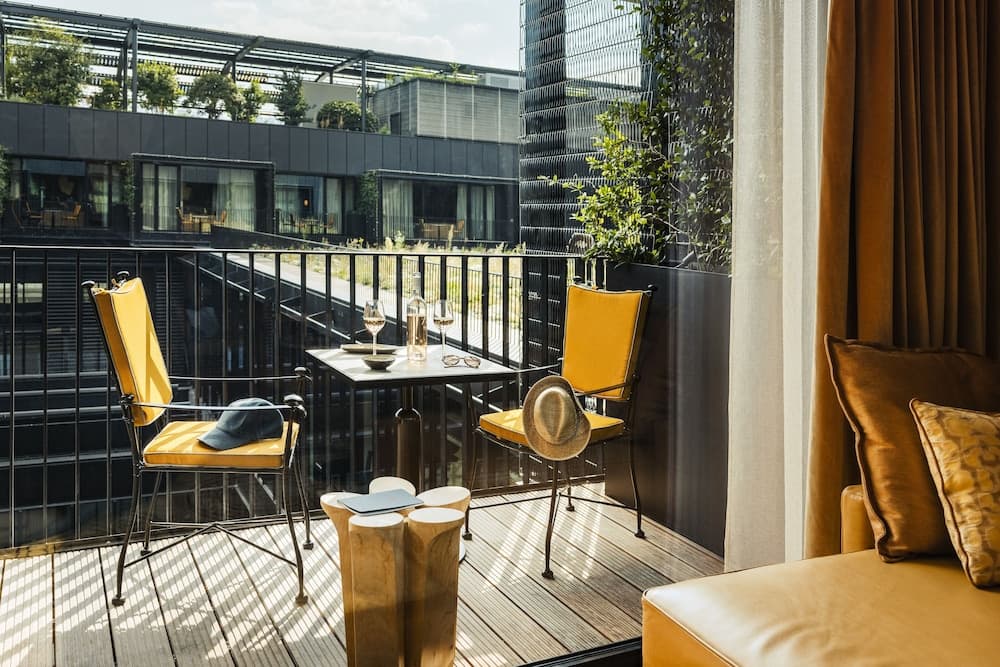 Hotel Madame Traum — 19