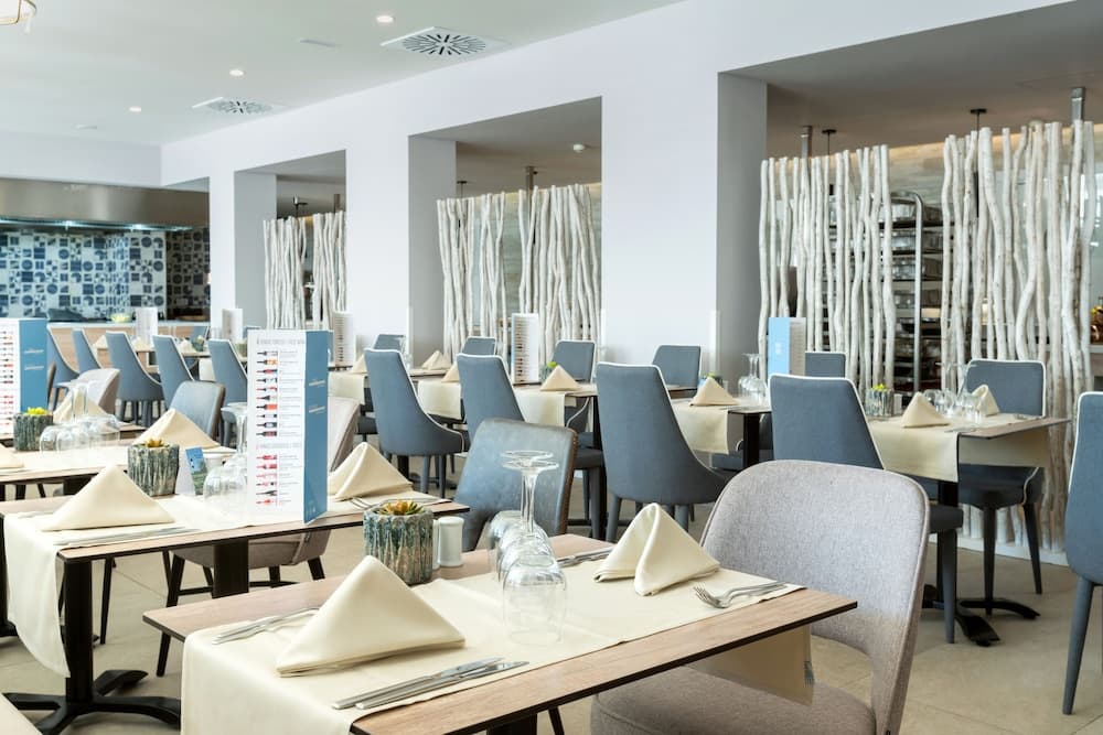 Hotel Las Arenas — 24