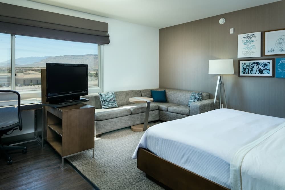 Element Las Vegas Summerlin — 13