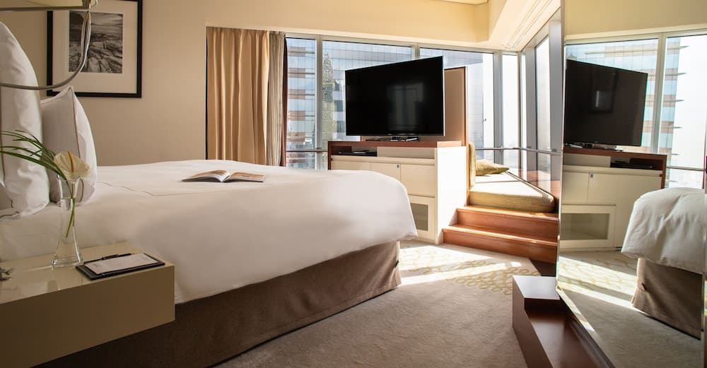 Jumeirah Emirates Towers Dubai — 5