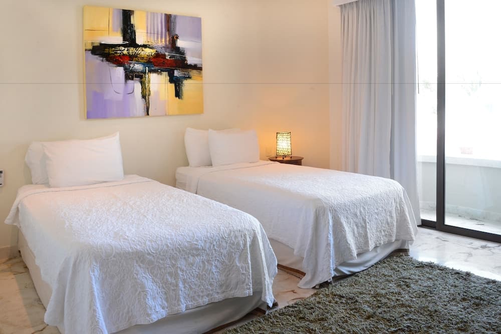 El Taj Oceanfront & Beachside Hotel Condominio — 6