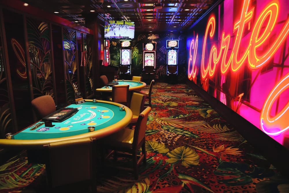 El Cortez Hotel and Casino - 21 and Over — 16
