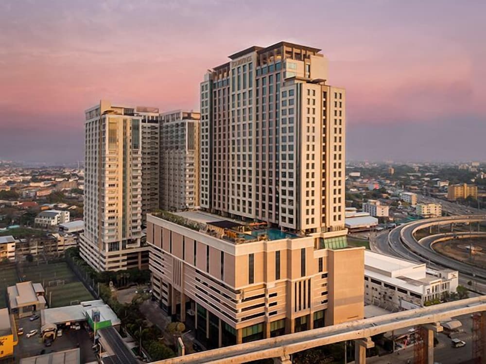 The Grand Fourwings Convention Hotel — 13
