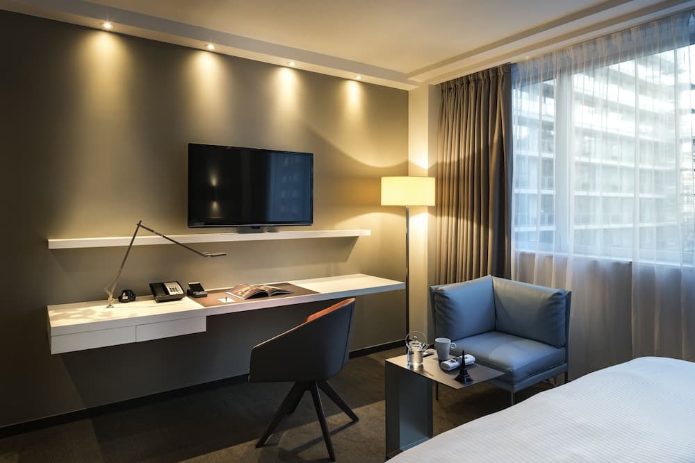 Pullman Parigi Torre Eiffel — 22