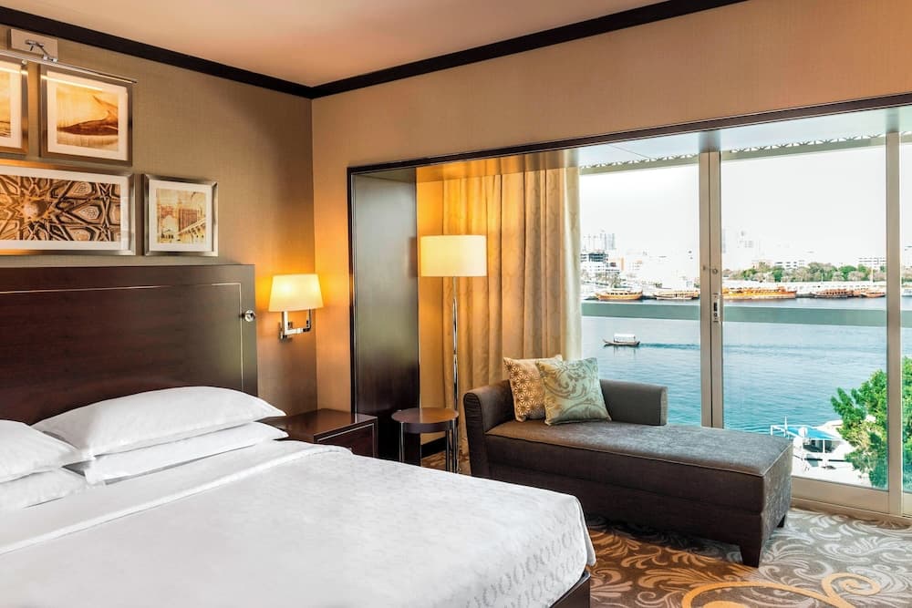 Sheraton Dubai Creek Hotel & Towers — 25