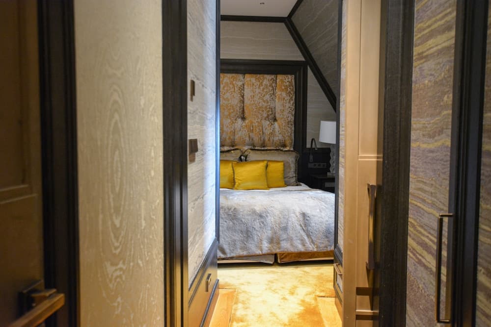 Hotel TwentySeven — 27