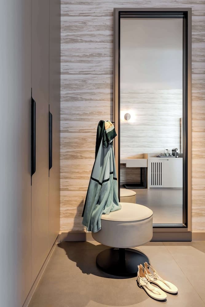 Hyatt Centric Jumeirah Dubai — 9