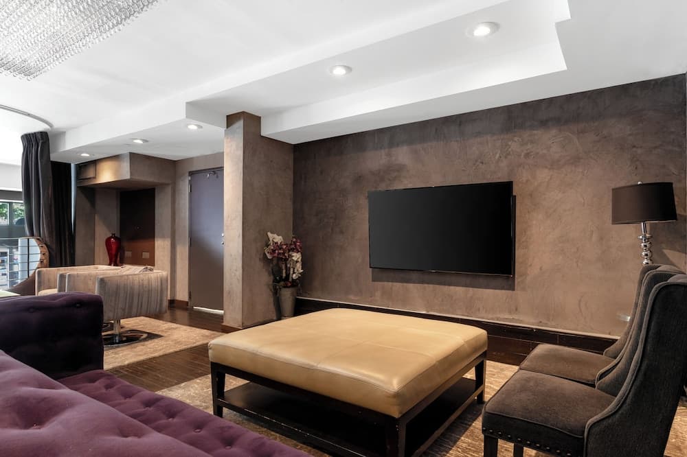 The O Hotel, Trademark Collection by Wyndham — 17