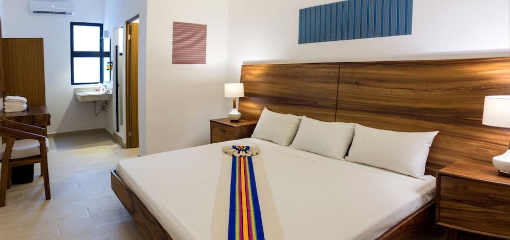 Nomads Party Hotel & Hostal — 21