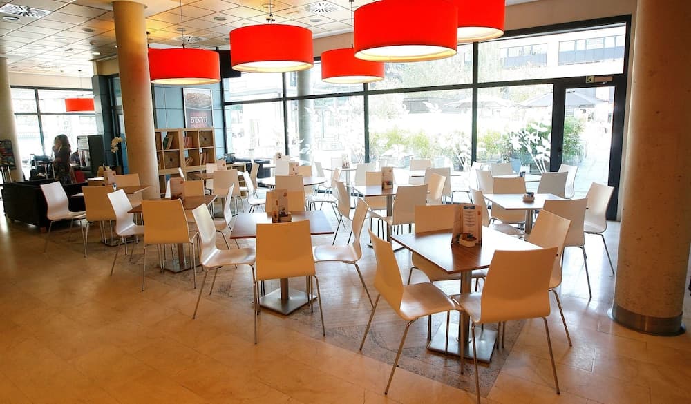 Travelodge Madrid Torrelaguna — 20