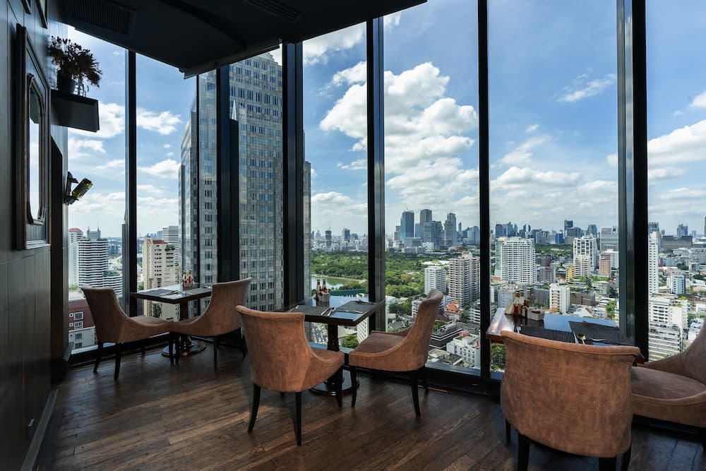 Das Kontinent Hotel Sukhumvit — 28