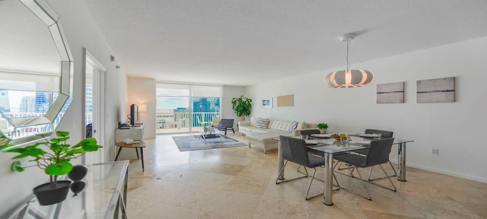 Icon Residences — 11