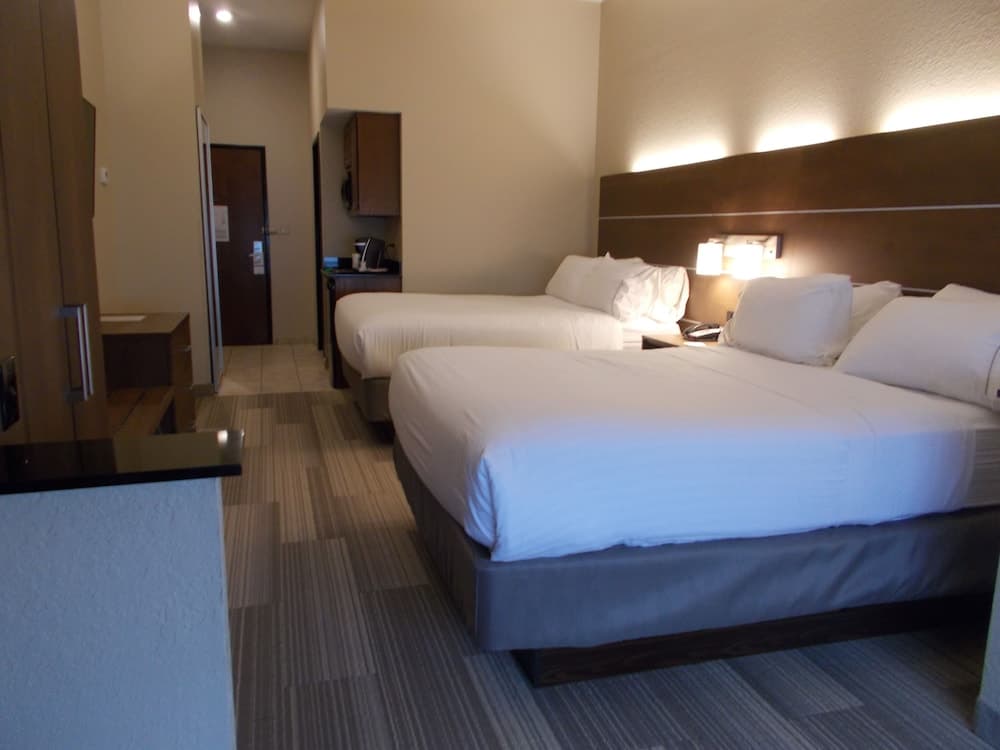 Holiday Inn Express & Suites Miami, ein IHG Hotel — 17