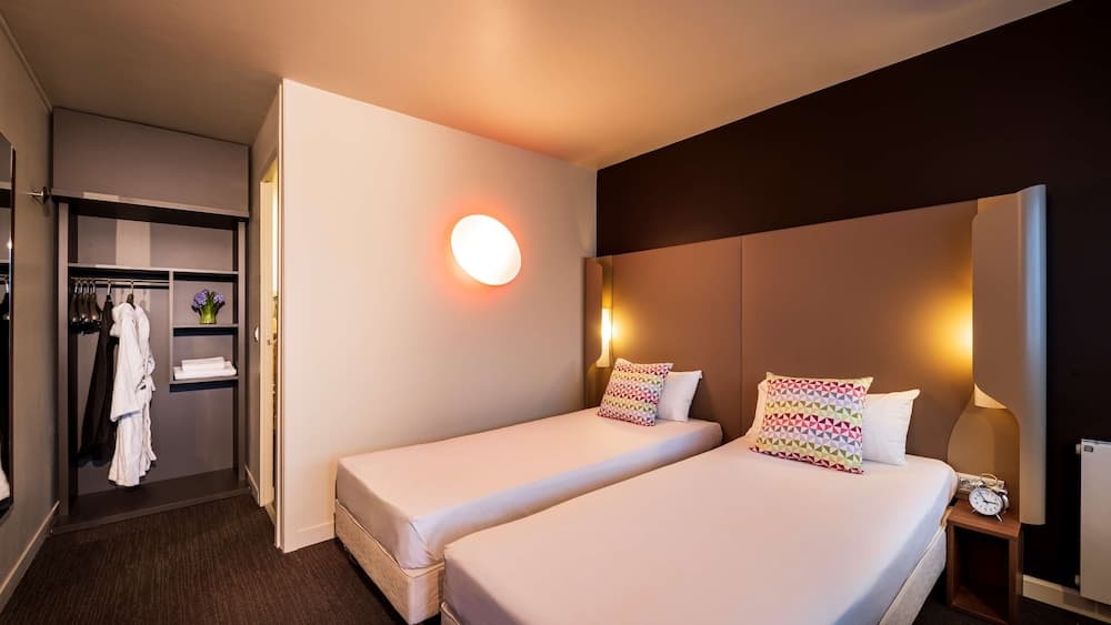 Hotel Campanile Amsterdam Zuidoost — 21
