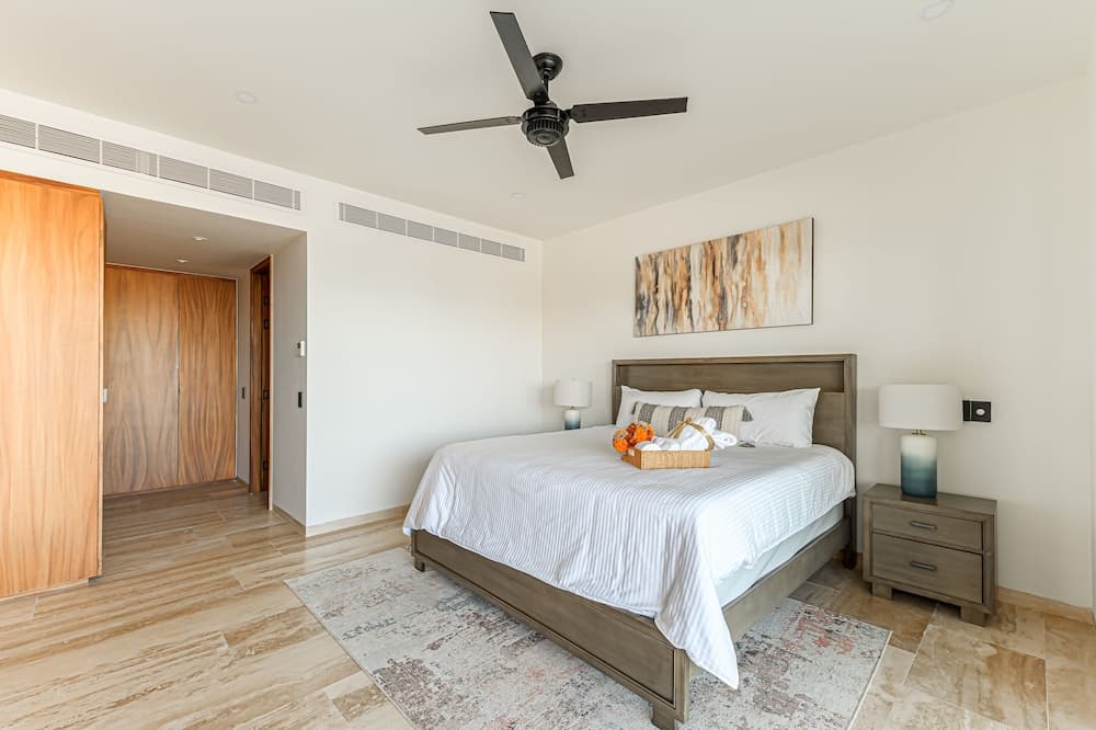 Marella Cabo — 22