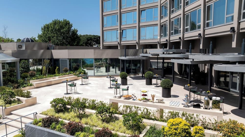 InterContinental Istanbul by IHG — 25