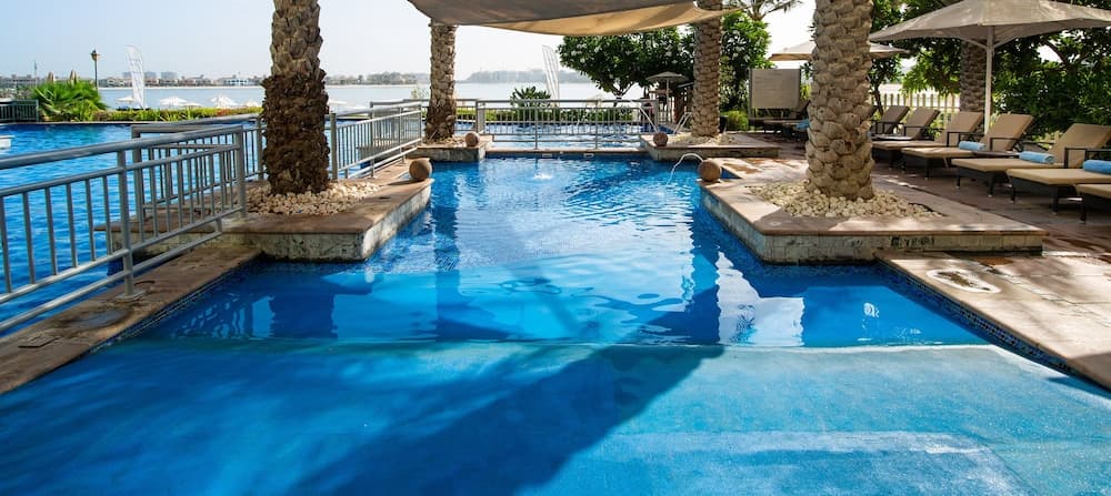 Mövenpick Hotel Jumeirah Lakes Towers — 27