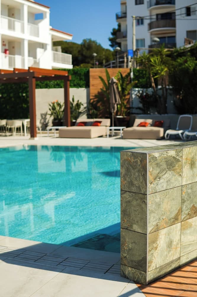 Apartamentos Typic Oasis Sa Tanca — 2