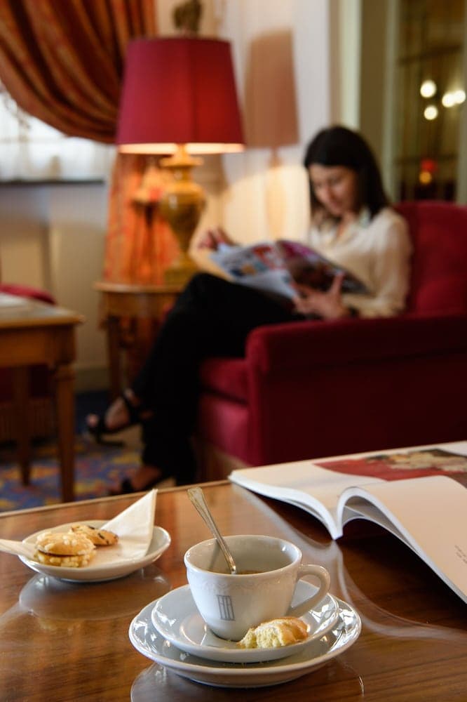 Hotel Bettoja Massimo D'Azeglio — 29