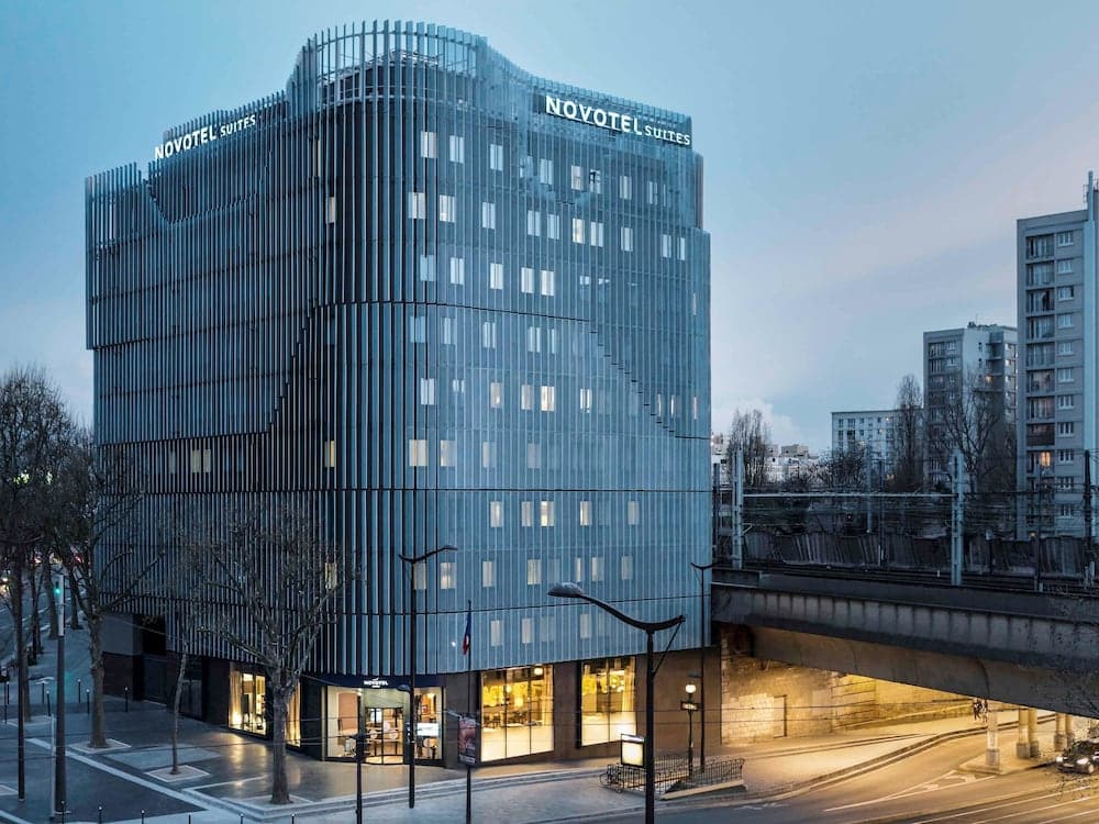 Novotel Suites Paris Expo Porte de Versailles — 1