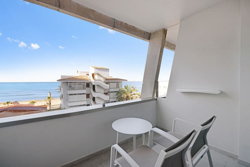 Aparthotel Fontanellas Playa — 9