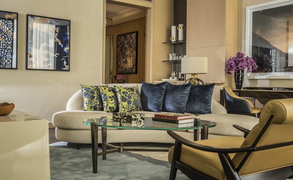 Four Seasons Hotel Dubai International Financial Centre — 5